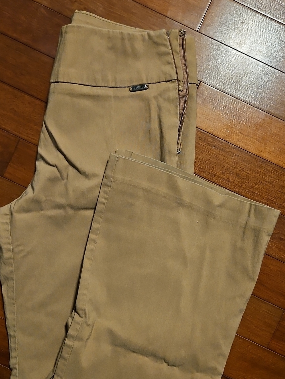 5FOR$30 GUESS Women's Khaki/Tan Chino Pants